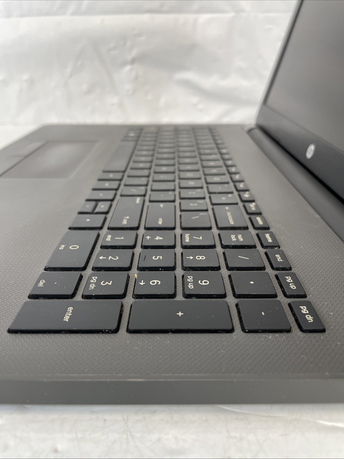 HP 255 G6 15.6″ Laptop AMD E2-9000E 1.5GHz 8GB RAM 240GB SSD Radeon R2 Win10 Pro