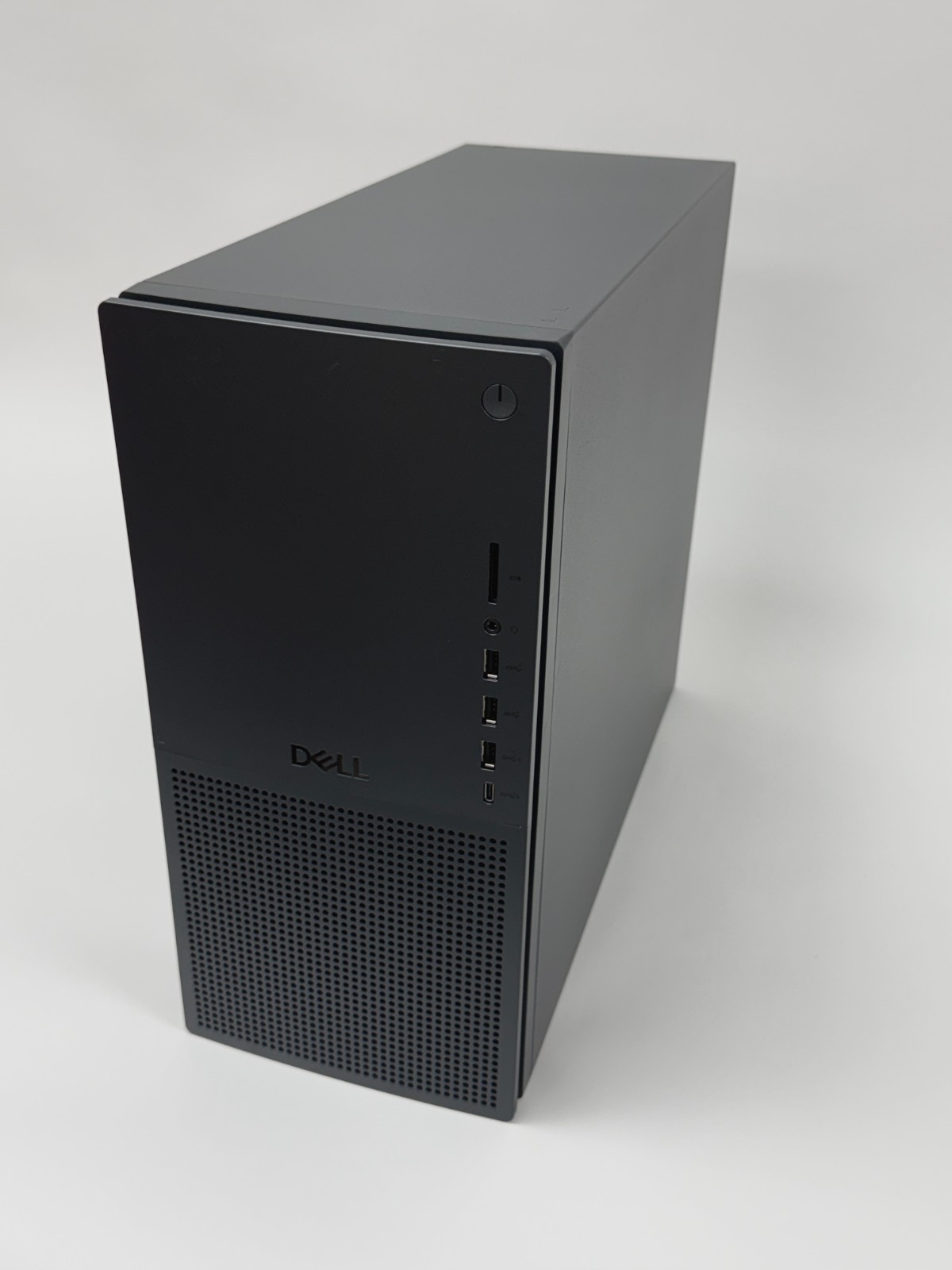 Dell Tower Plus EBT2250 Desktop Ultra 7 265 CPU 1TB SSD 16GB Ram Win 11 OPEN BOX