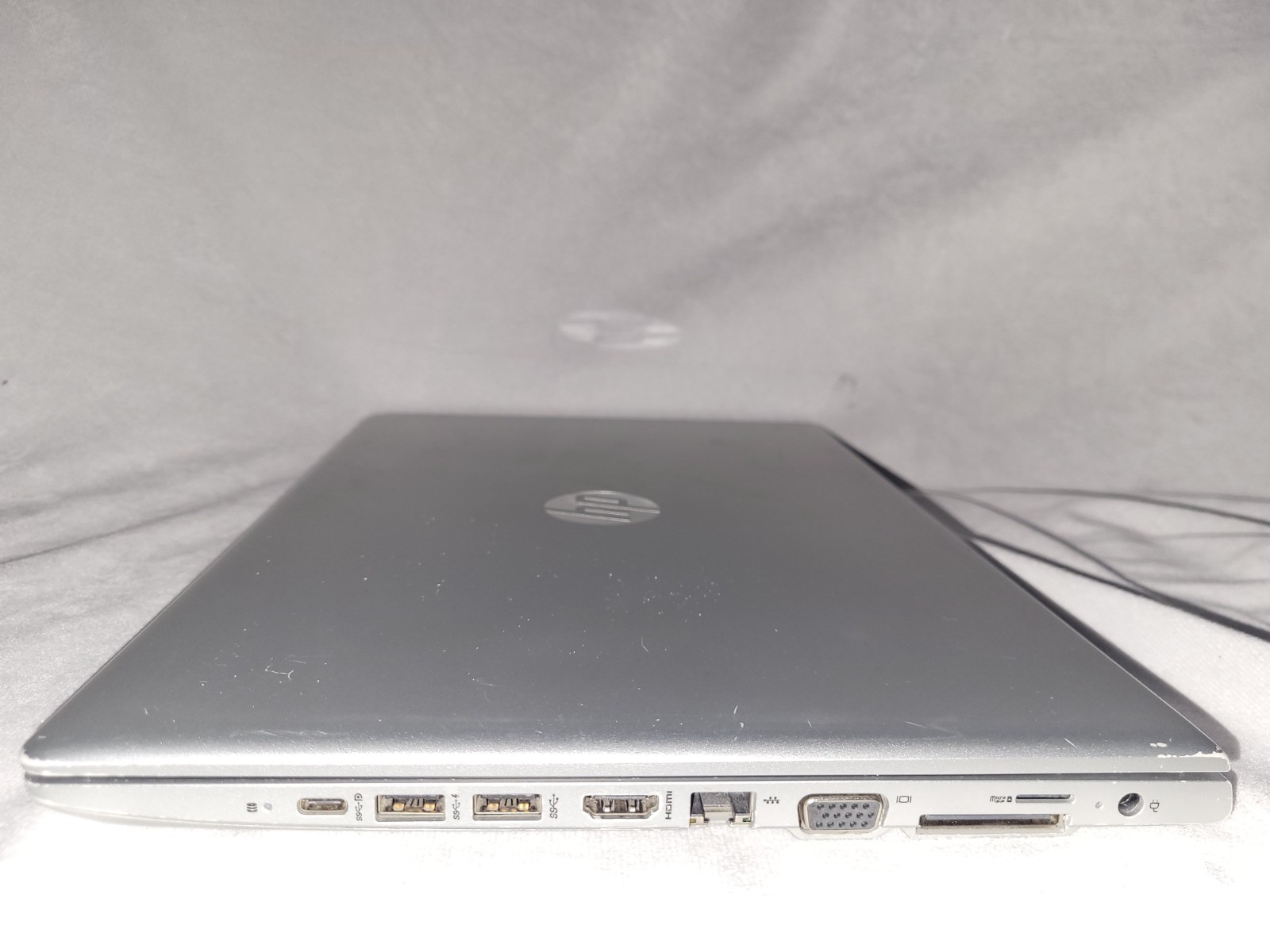 HP ProBook 645 G4 Ryzen 5 Pro 2500u 2.0GHz 8GB RAM no HHD Touch Screen -No Os