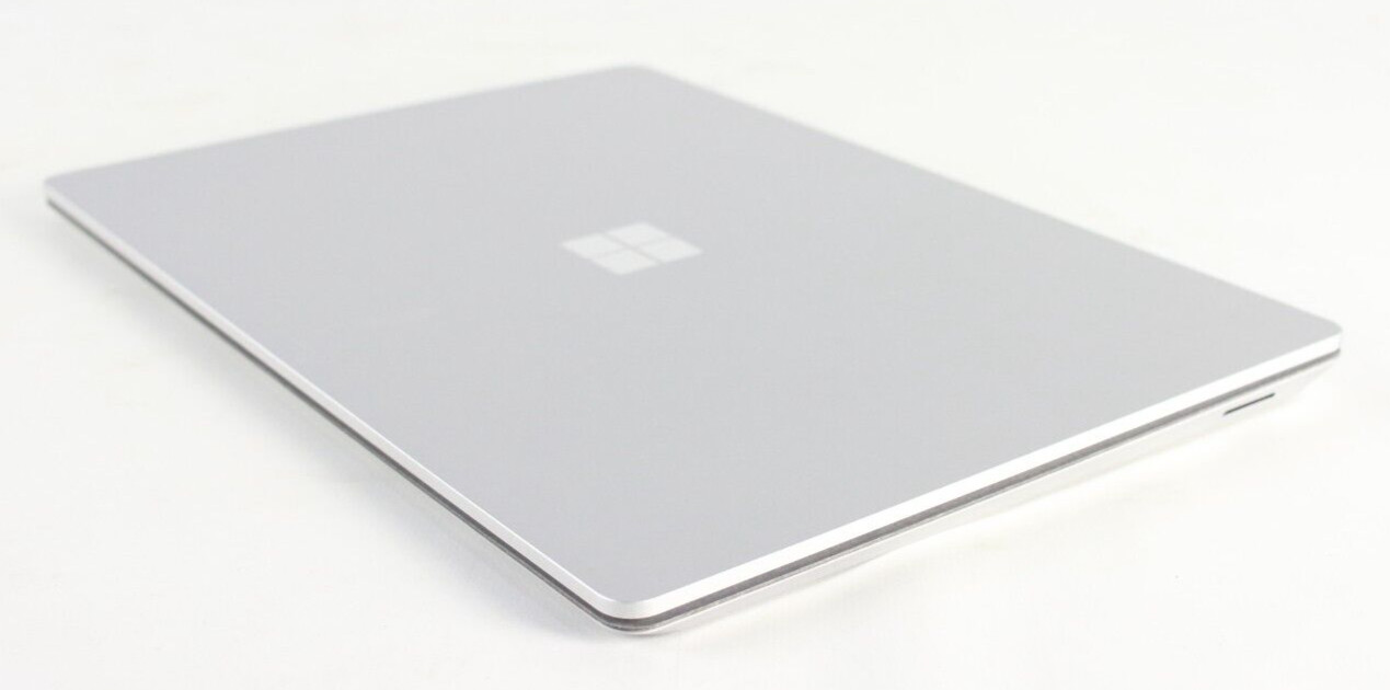 Microsoft Surface Laptop 4 13.5″ i5 11th Gen 256 GB SSD 8 GB RAM Win 11 (PG)