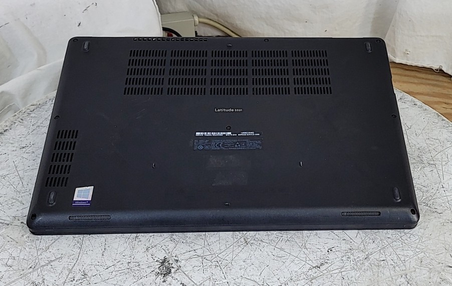 DELL LATITUDE 5591 Laptop Core I5-8400H 8GB SEE NOTES