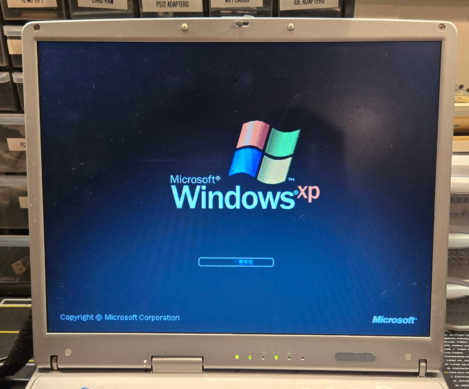 Vintage Averatec 5110H (Intel Pentium M @ 1.3 GHz, 512 MB RAM, WinXP Pro SP3)