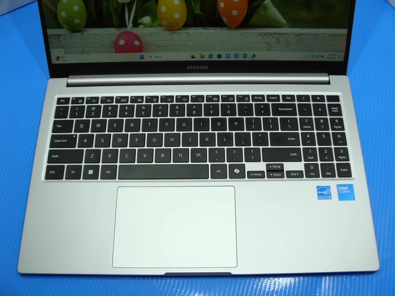 SAMSUNG GALAXY BOOK 4 15.6″FHD Intel 7 150U 1.8Ghz 16GB 512GB W11H 100 cycles