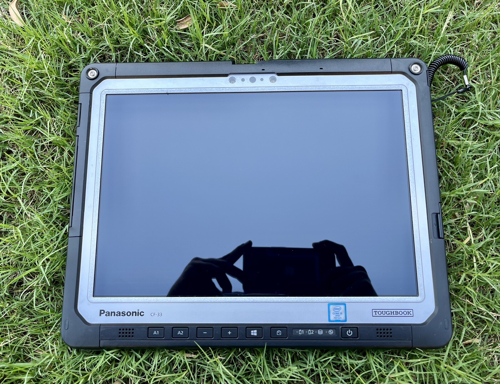Panasonic Tough Tablet CF-33 12.1″ Touch 2.60GHz Core i5-7300U 8GB RAM 256GB SSD