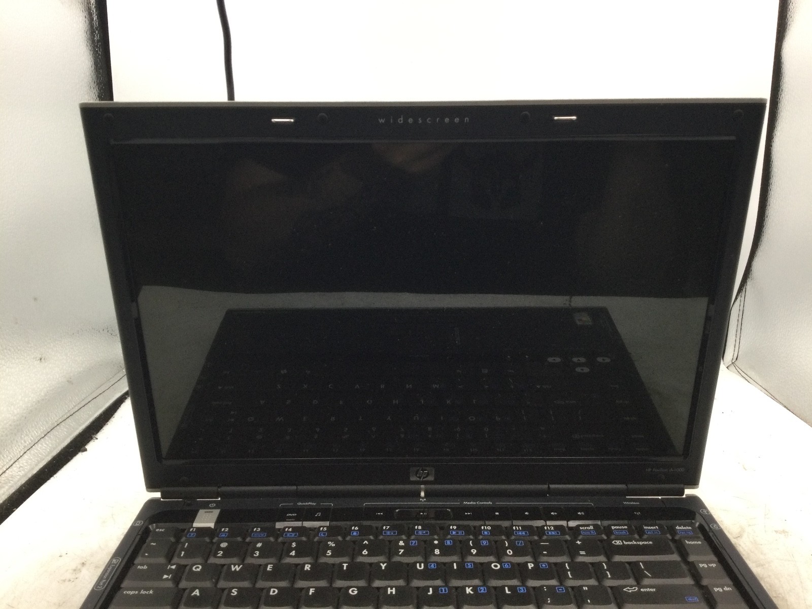HP PAVILION DV1000 – FOR PARTS – INTEL PENTIUM M – 512MB RAM – READ DESCRIP – BB