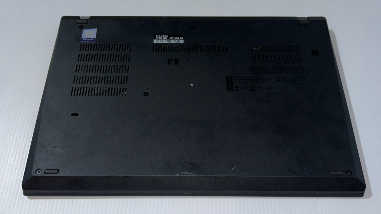 Lenovo ThinkPad laptop T490 14″ i7 10510u 1.8GHZ 16GB 512GB SSD Windows 11