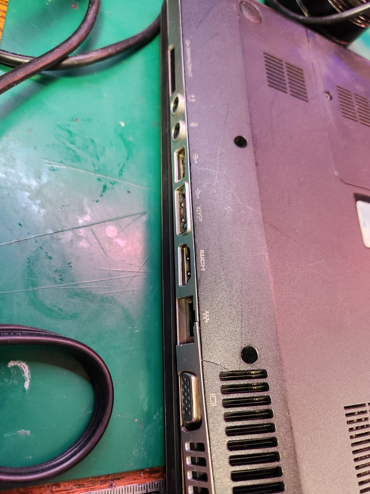 HP Laptop dv7, i5, 6MB ram, Win7Pro, **USED**