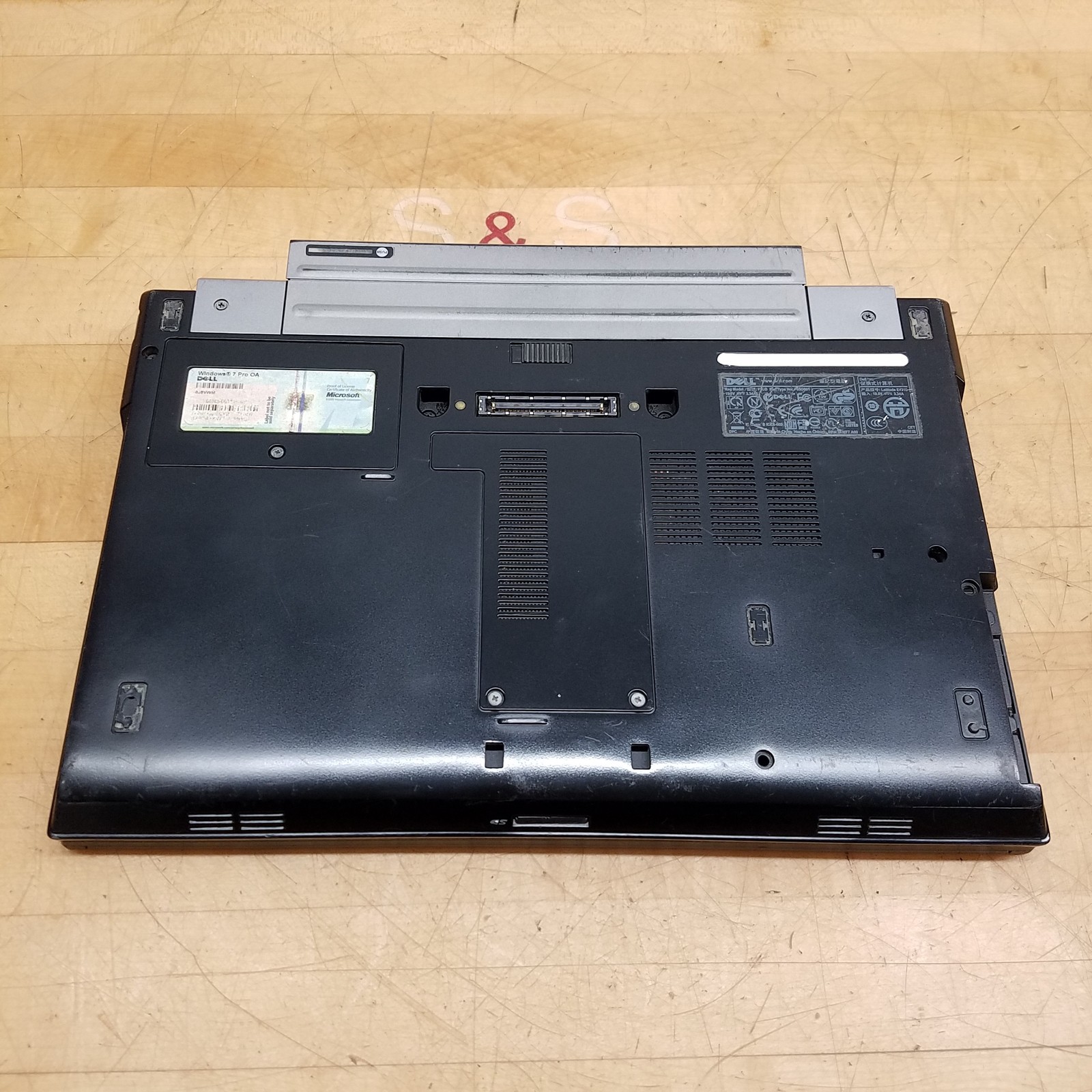 Dell Latitude E4310 Laptop I-5 M540@2.53Ghz 4Gig DDR3 13.3″ LCD P05G001