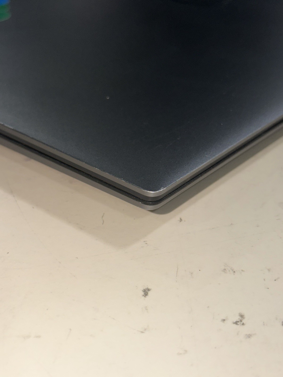 Dell Precision 5570 15.6 Gray 2.5 GHz i9-12900H 64GB 512GB SSD RTX A2000 Grade C