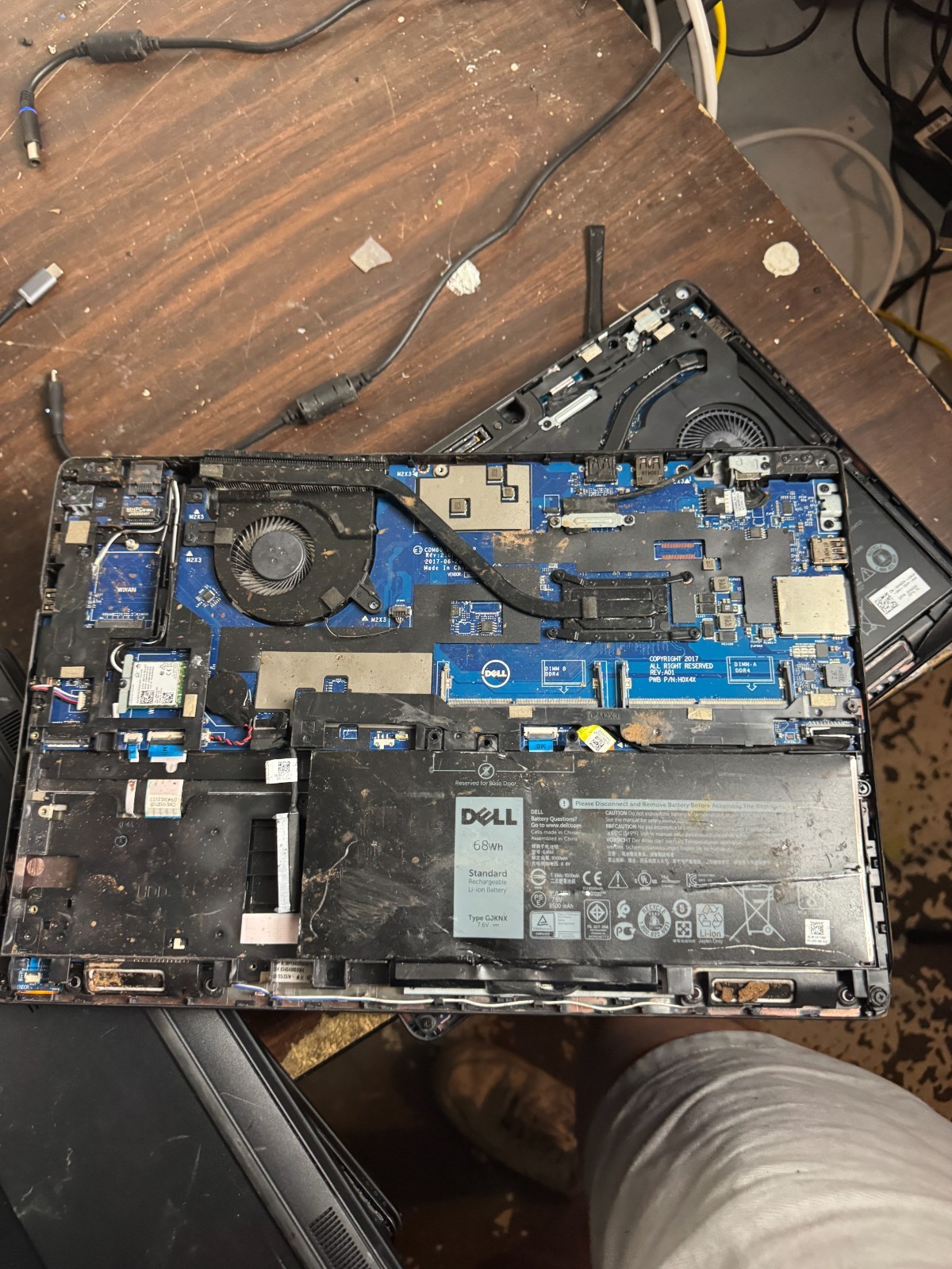 Dell Inc Latitude 5580 Core I5-6300 2.40GHz Laptop For Parts/Repair #5445