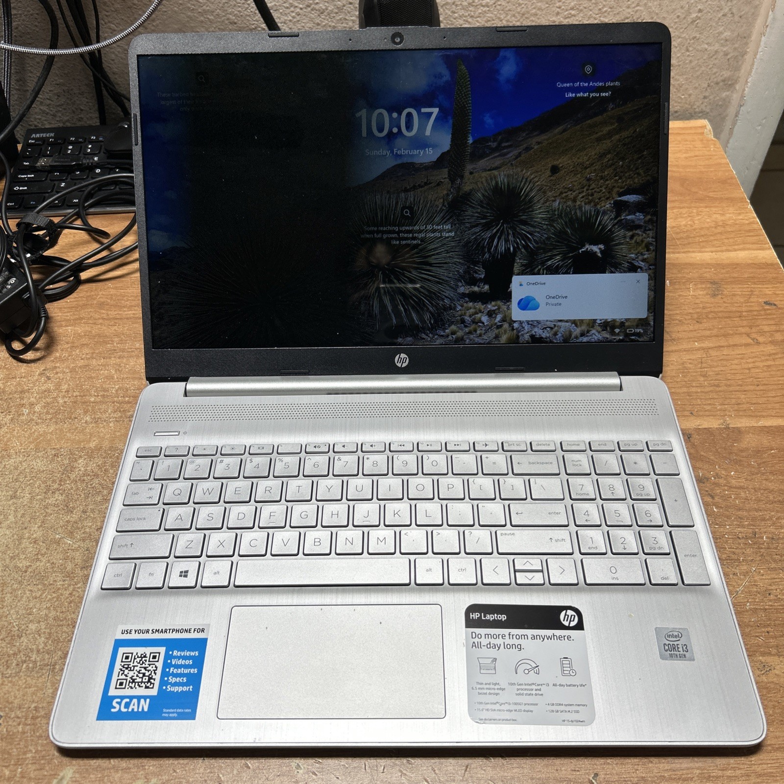 HP Laptop 15-DY1024WM 15.6″ i3-1005G1 1.20GHz 4GB RAM 128GB SSD