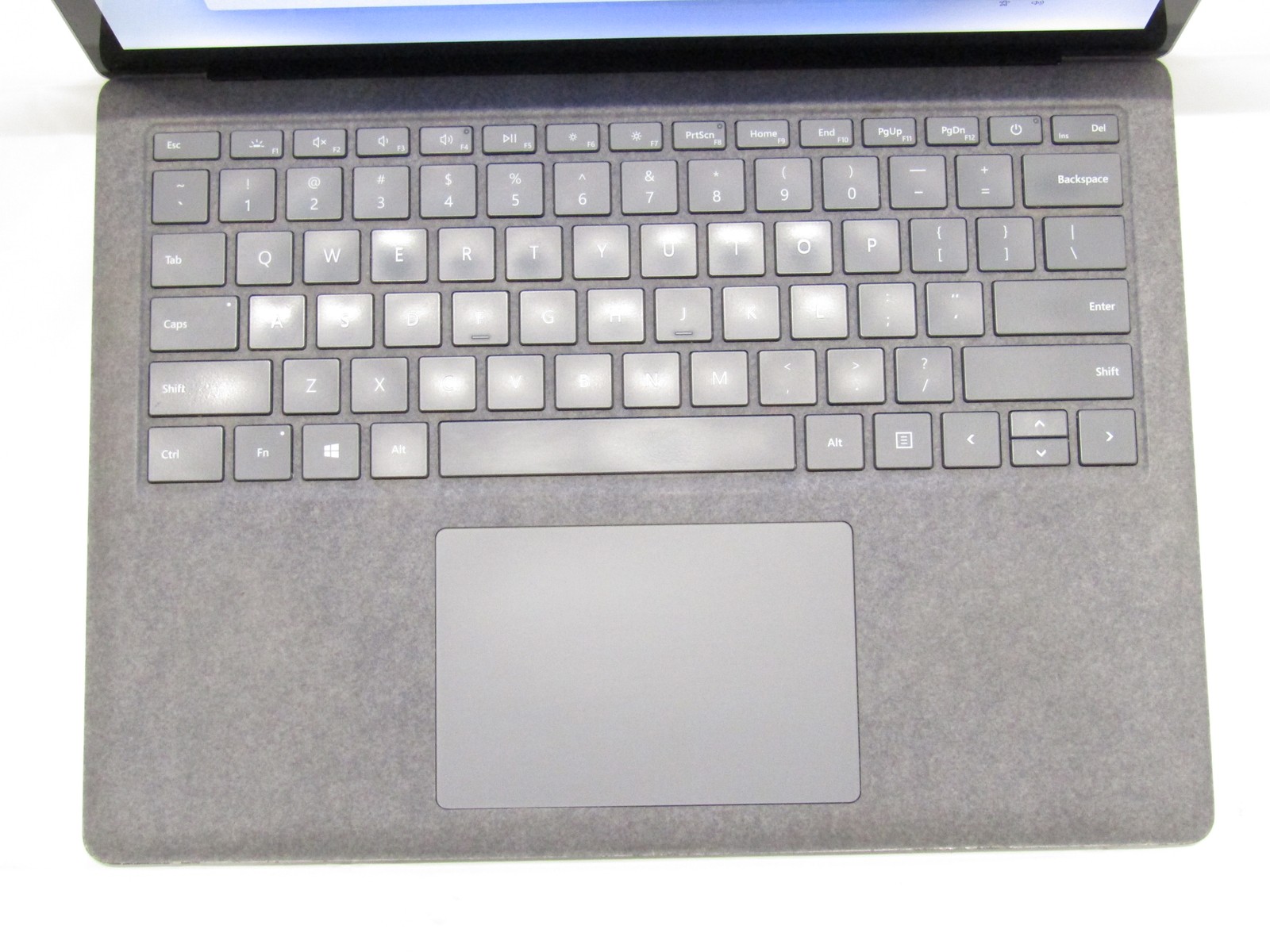 Microsoft Surface Laptop 4 2.60GHz i5-1145G7 8GB RAM 256GB SSD 13.5″ Win 11 C