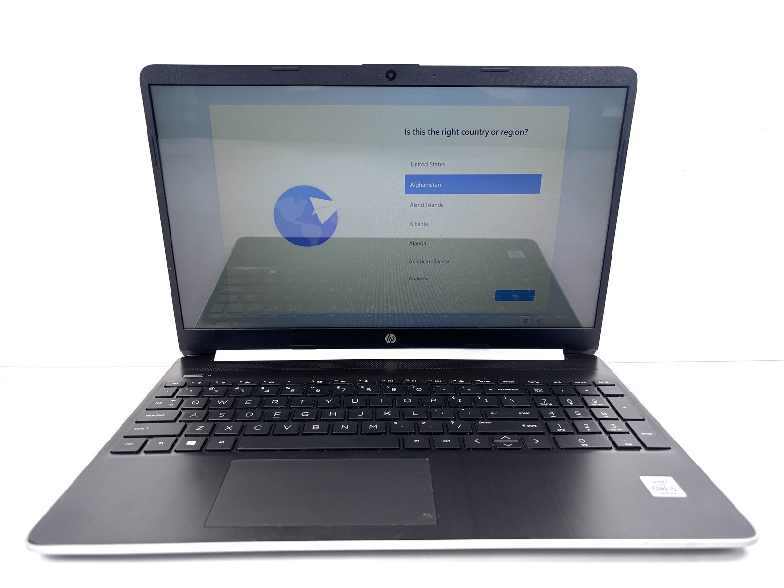 HP 15-dy1023dx – 15.6″ HD Touch, 1.0GHz i5, 12GB RAM, 256GB SSD, Windows 11