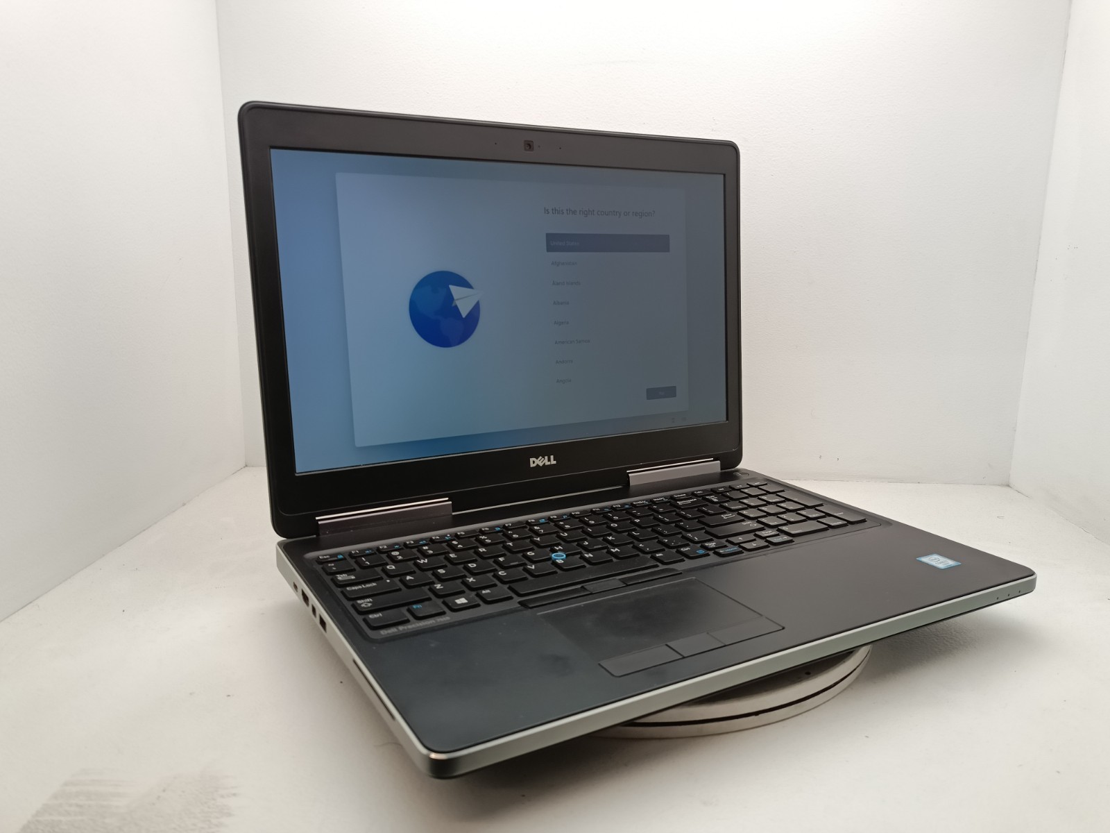 Dell Precision 7510 15″ Laptop Core i7-6820HQ @ 2.7GHz 32GB AMD Radeon Read #91