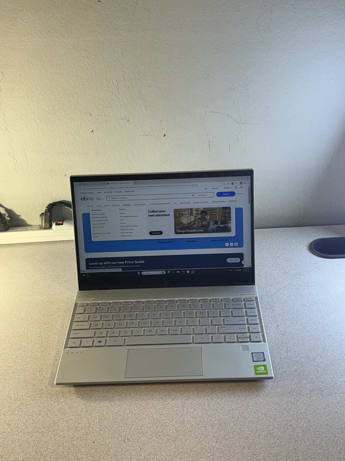 HP Envy 13 Core- i7-8565U CPU 1.80GHz -16GB Ram /1TB Window 11 Home Touchscreen