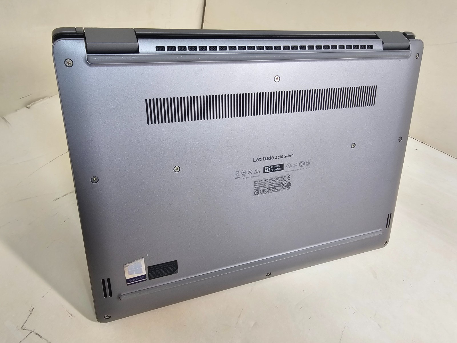 Dell Latitude 3310 2 in 1 Laptop – 1.6 GHz i5 8GB 256GB 13.3″ Touchscreen – SP1