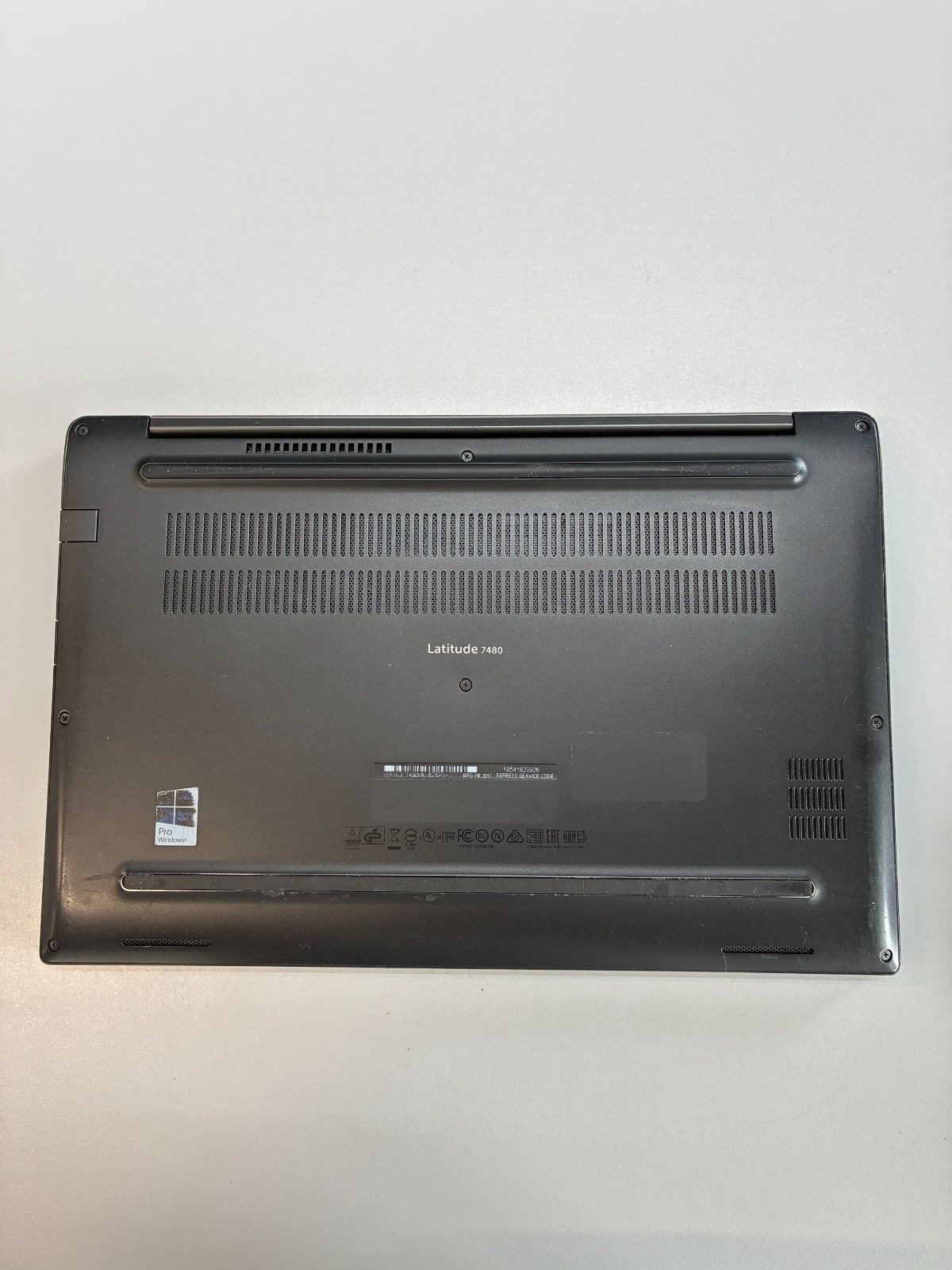 Dell Latitude 7480: Screen 14″ / i7-7600U / RAM 16Gb / SSD 500Gb / Win 11