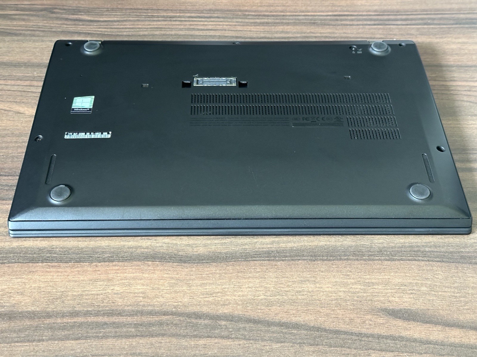 Lenovo Thinkpad T470s (256GB SSD, Intel Core i5-6300U, 2.40 Ghz, 8GB) Laptop –