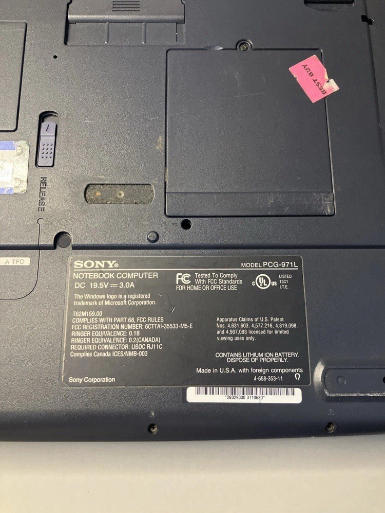 Sony VAIO PCG-971L Windows XP Laptop Boots HDD/CD-ROM Read Retro PC + Charger