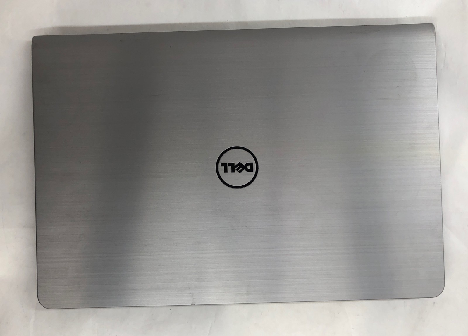 Dell Inspiron 15, AMD A8-7100 Radeon R5 @1.80GHz, 4GB RAM, 500GB HDD, Windows 10