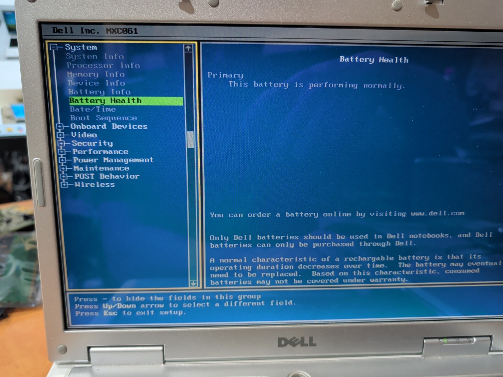 Dell Inspiron E1405 2 GB Ram, 80 GB HDD, 1.6 Ghz C2D Windows XP W/Charger