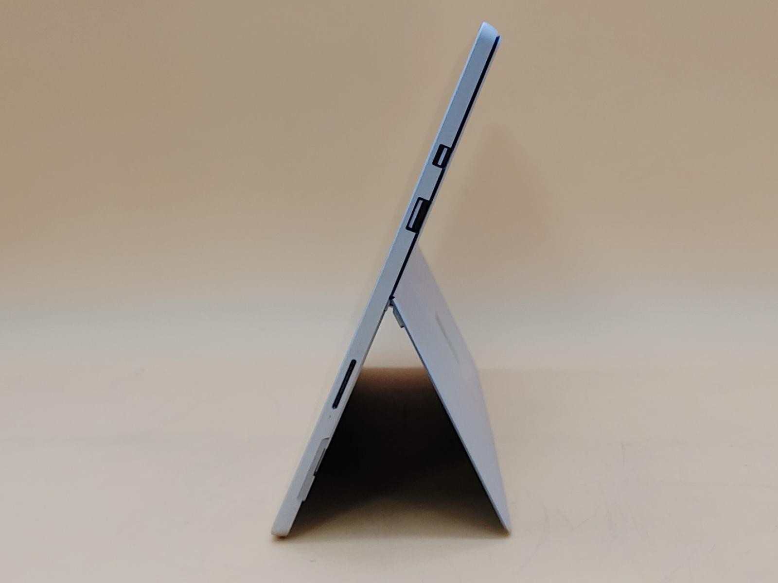 Microsoft Surface Pro 12.3″ Touch i5-7300U 4GB 128GB 1796 Win11Pro *NO A/C*