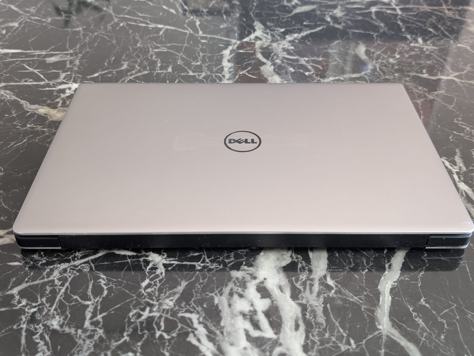 Dell XPS 13 9350 13.4″ 8GB RAM 512GB SSD