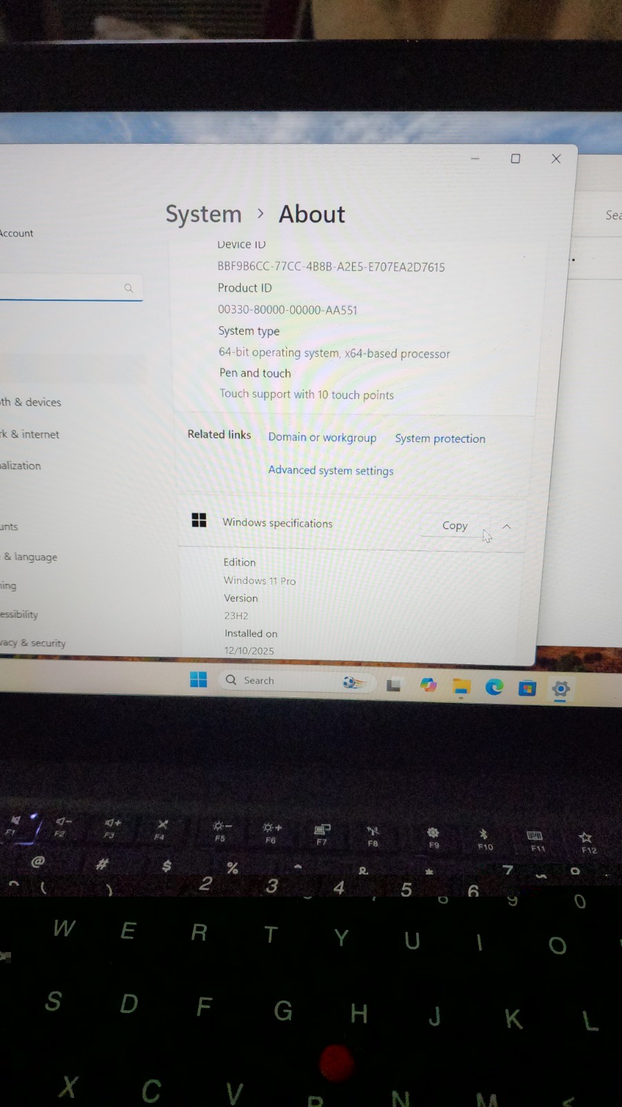 Lenovo ThinkPad T490S Touch (512GB, Intel Core i7 8th Gen., 1.90GHz, 32GB)…