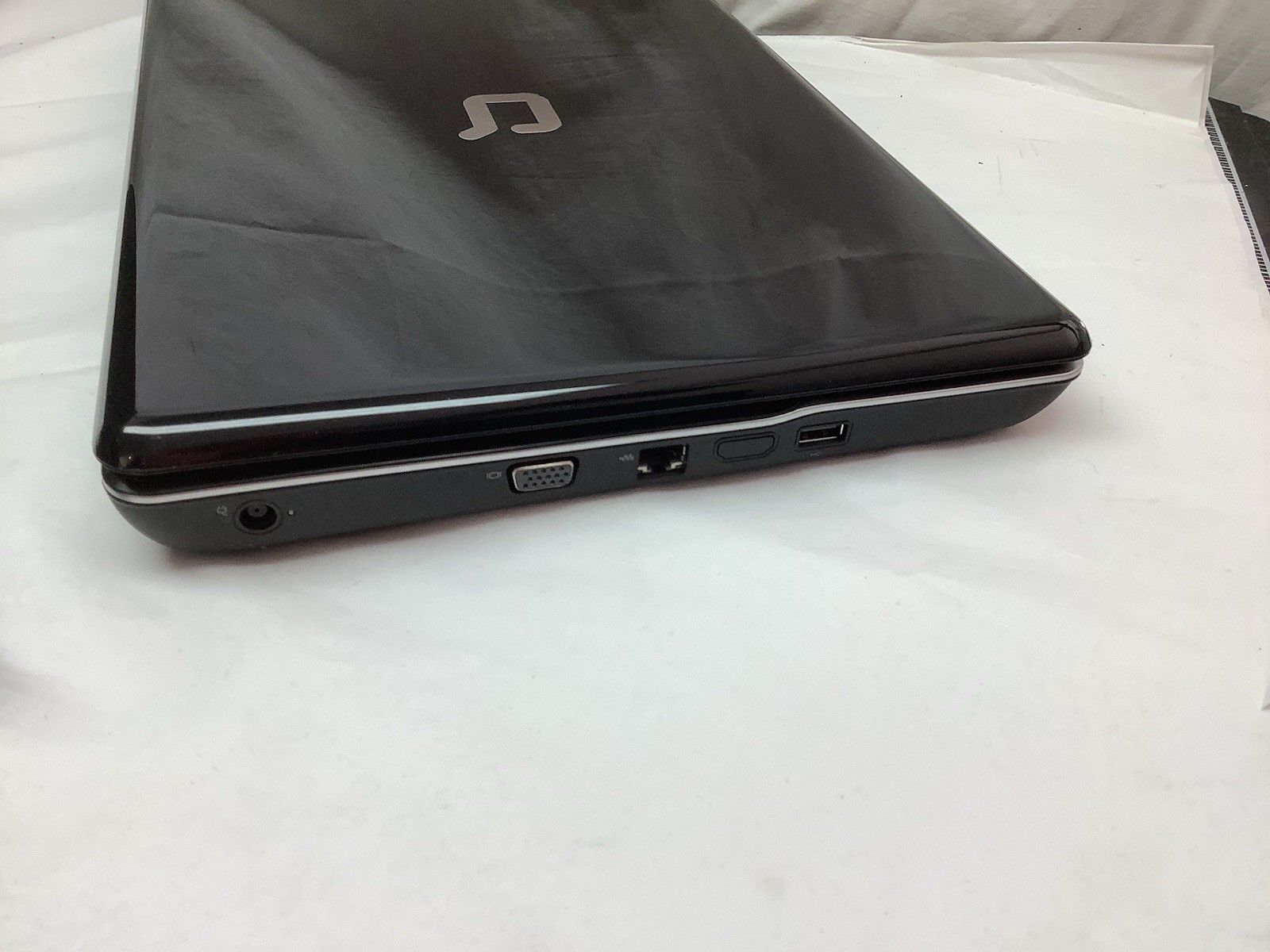 COMPAQ PRESARIO CQ50 – AMD ATHLON DUAL CORE – UNBUTU Operating System WOKS WELL