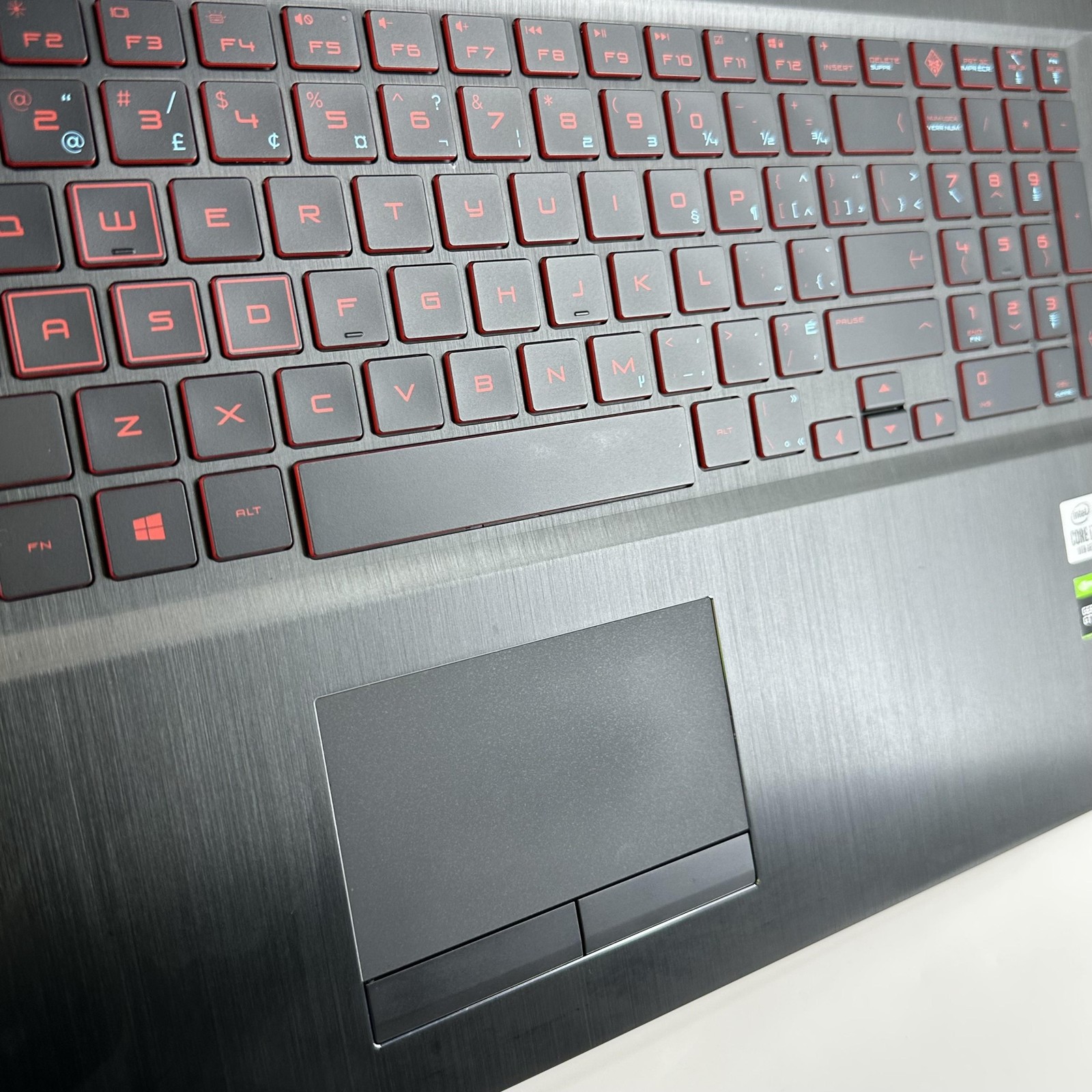 HP Omen 17 FHD i7-10750H 2.60GHz 16GB 256GB SSD/1TB HDD GTX 1660 Ti Good