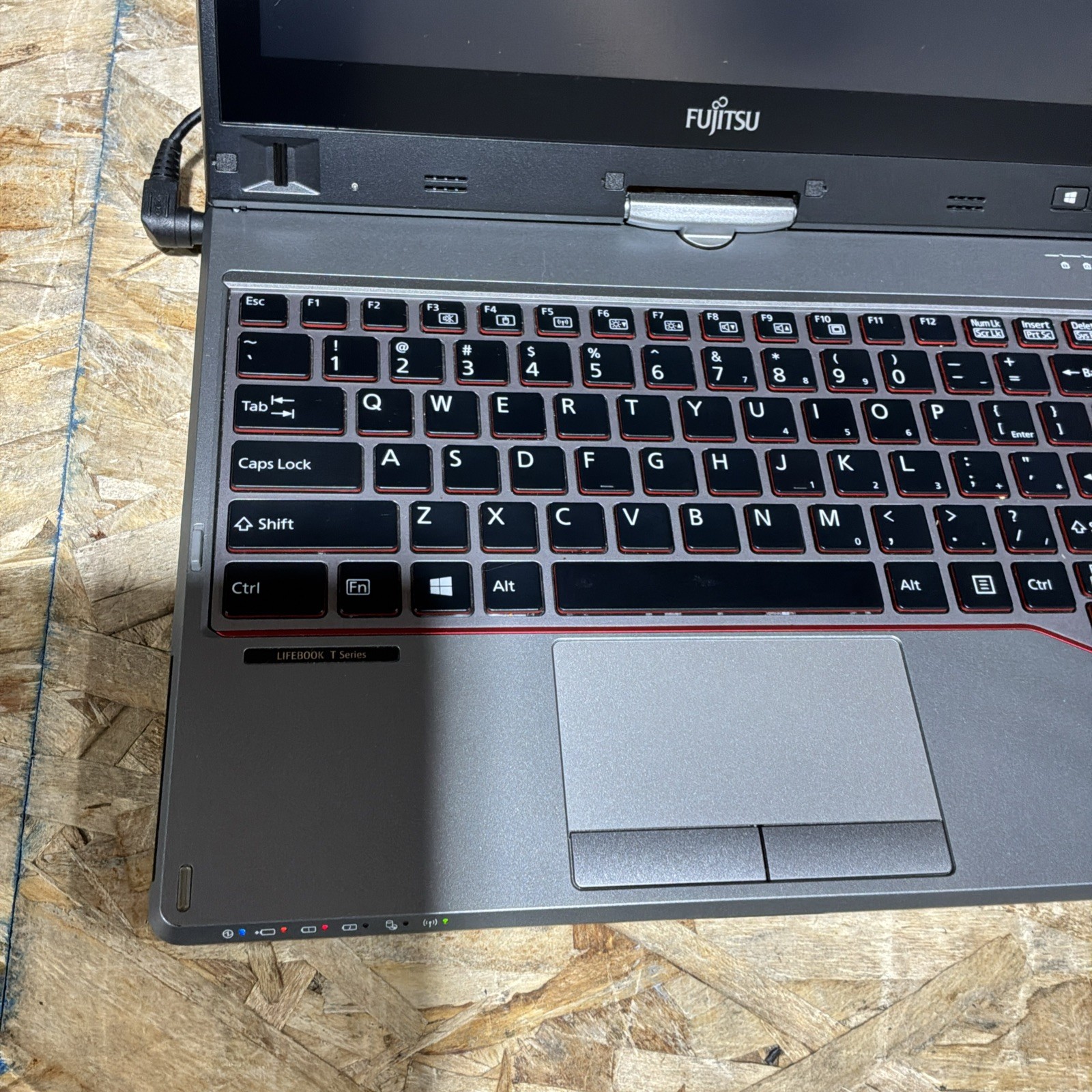 Fujitsu LIFEBOOK T725 12.5″ Laptop i5-5200U VPro 4GB RAM 500GB HD C483