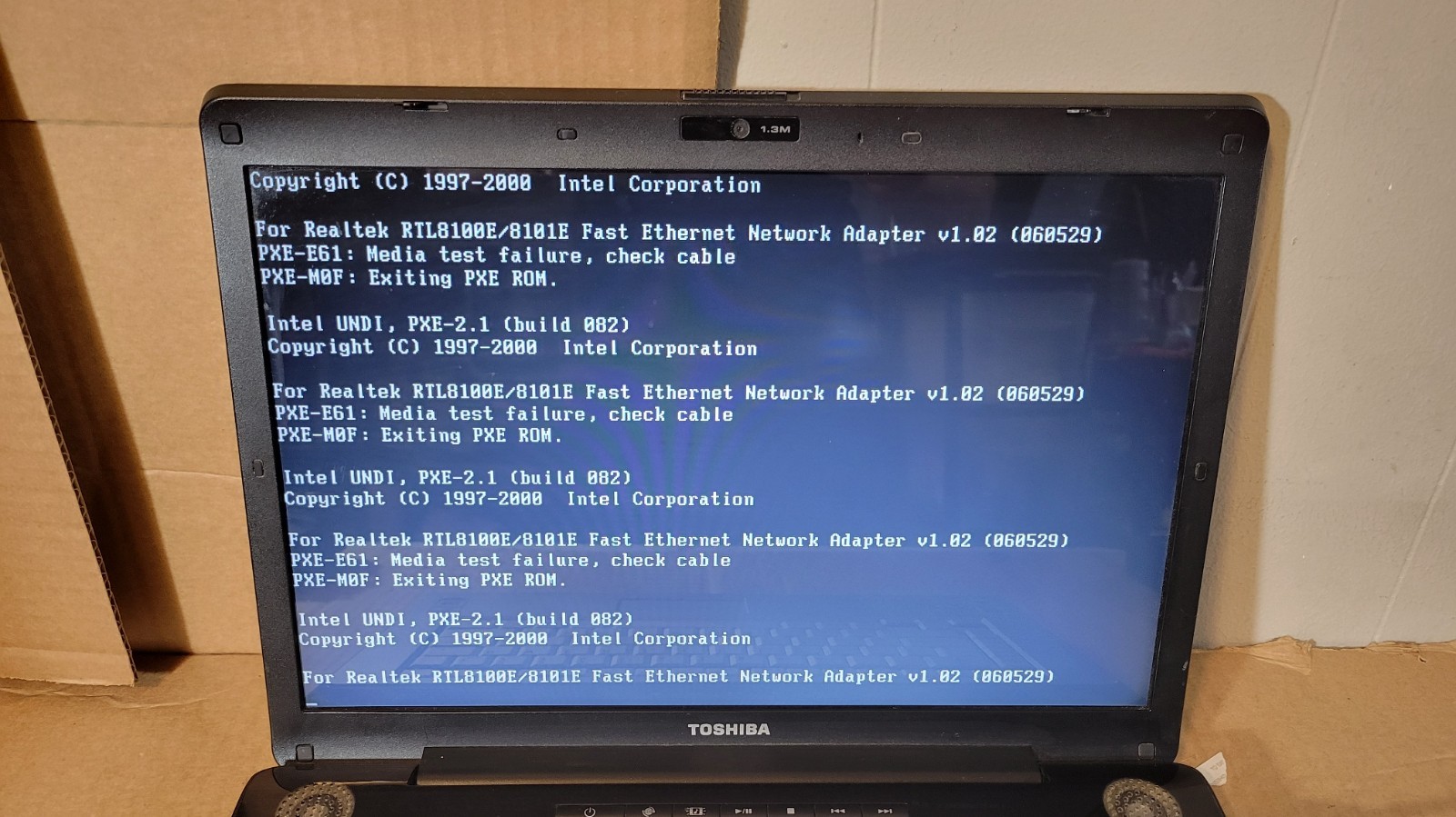 Toshiba Satellite A215-S4747 AMD Turion™ 64 X2 2GB Ram –For Parts or Repair–