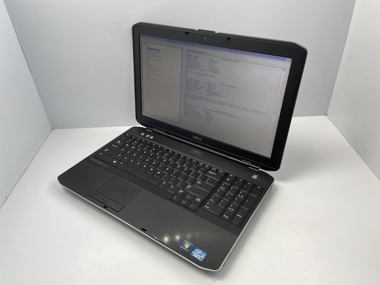 DELL LATITUDE E5530 NON-VPRO Laptop Intel Core i5-3210M 2.50GHZ + 4GB No HD/OS