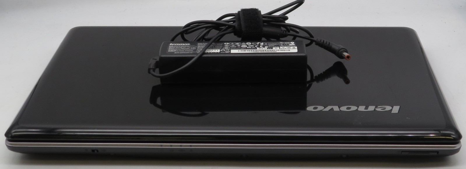 Lenovo IdeaPad Z560 _ i5-460M _ 4GB RAM _ No SSD / OS *PARTS