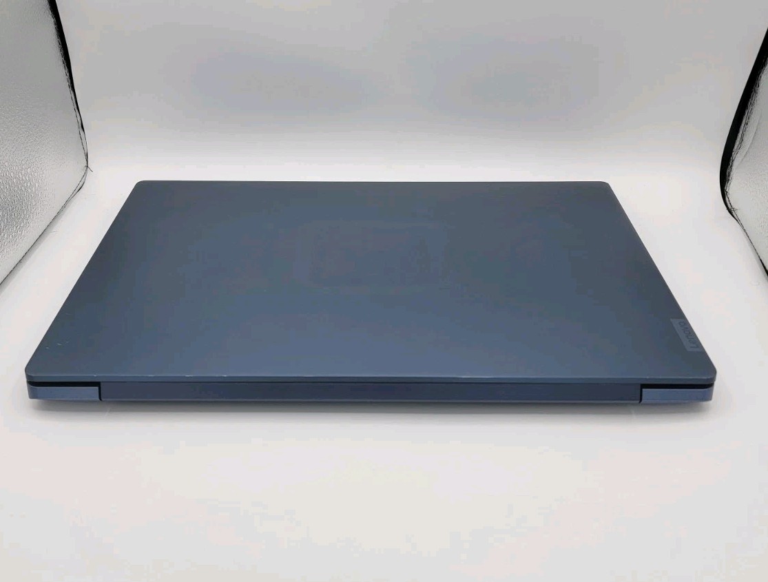 Lenovo IdeaPad 330S-15IKB 15.6” i3-8130U 8GB 256GB SSD