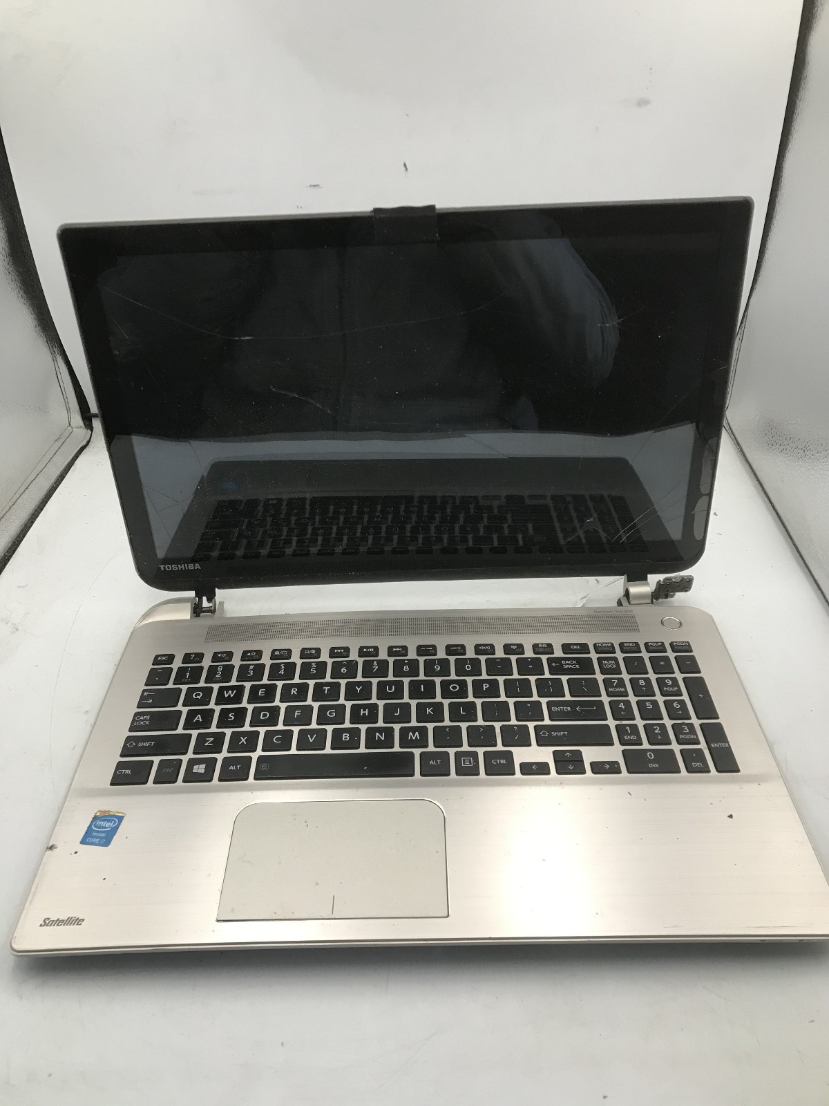 TOSHIBA SATELLITE L50-B – FOR PARTS/REPAIR – INTEL I7 4TH GEN – NO RAM -READ- BB