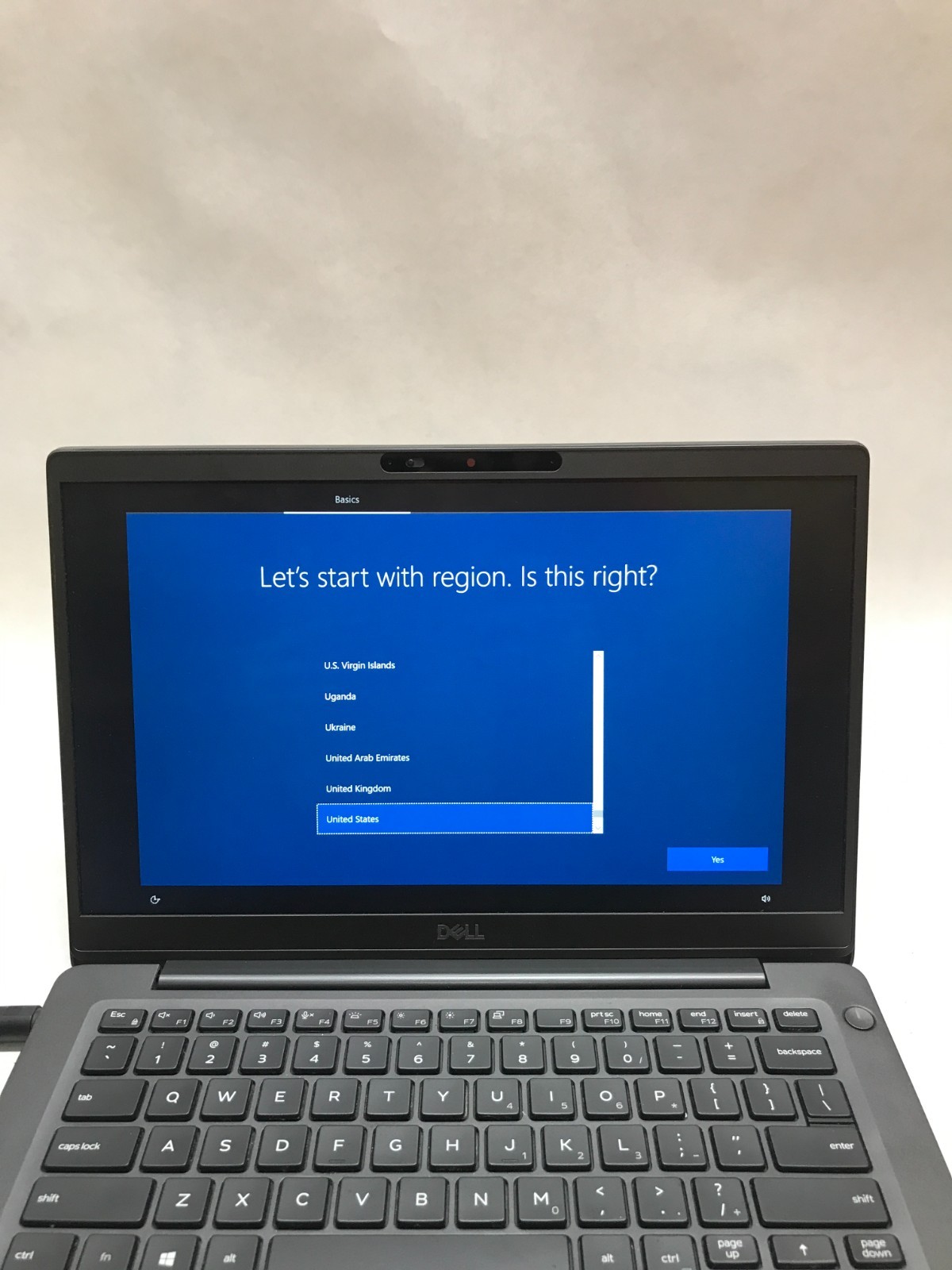 Dell Latitude 7300 13″ Intel Core i7 8GB RAM 256GB SSD Windows 10 C-Grade!! – DW