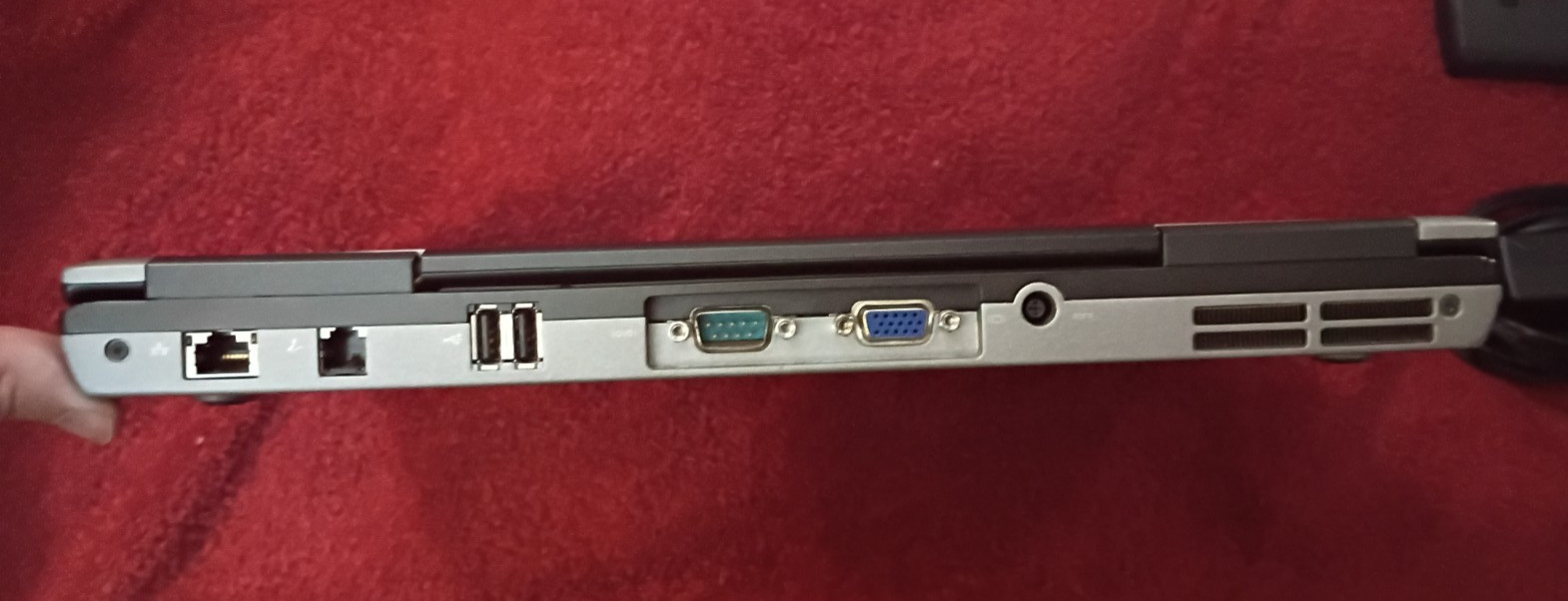 Dell Latitude D630 Intel Core 2 Extreme X9000 – NVIDIA – 4GB RAM – XP Pro – 1TB