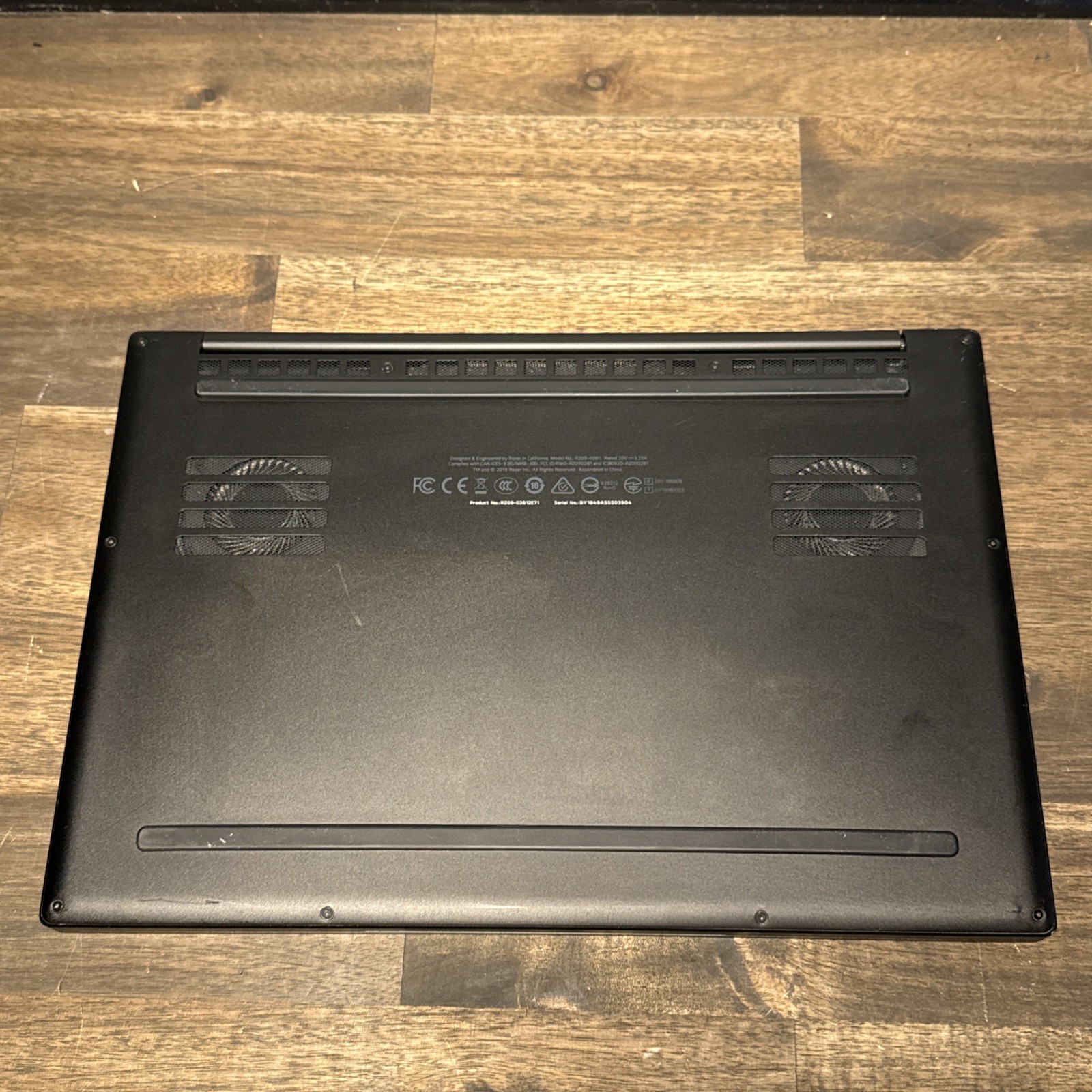 Razer Blade Stealth RZ09-0281 13.3″ i7-8565U 16GB RAM 500GB SSD GeForce MX150