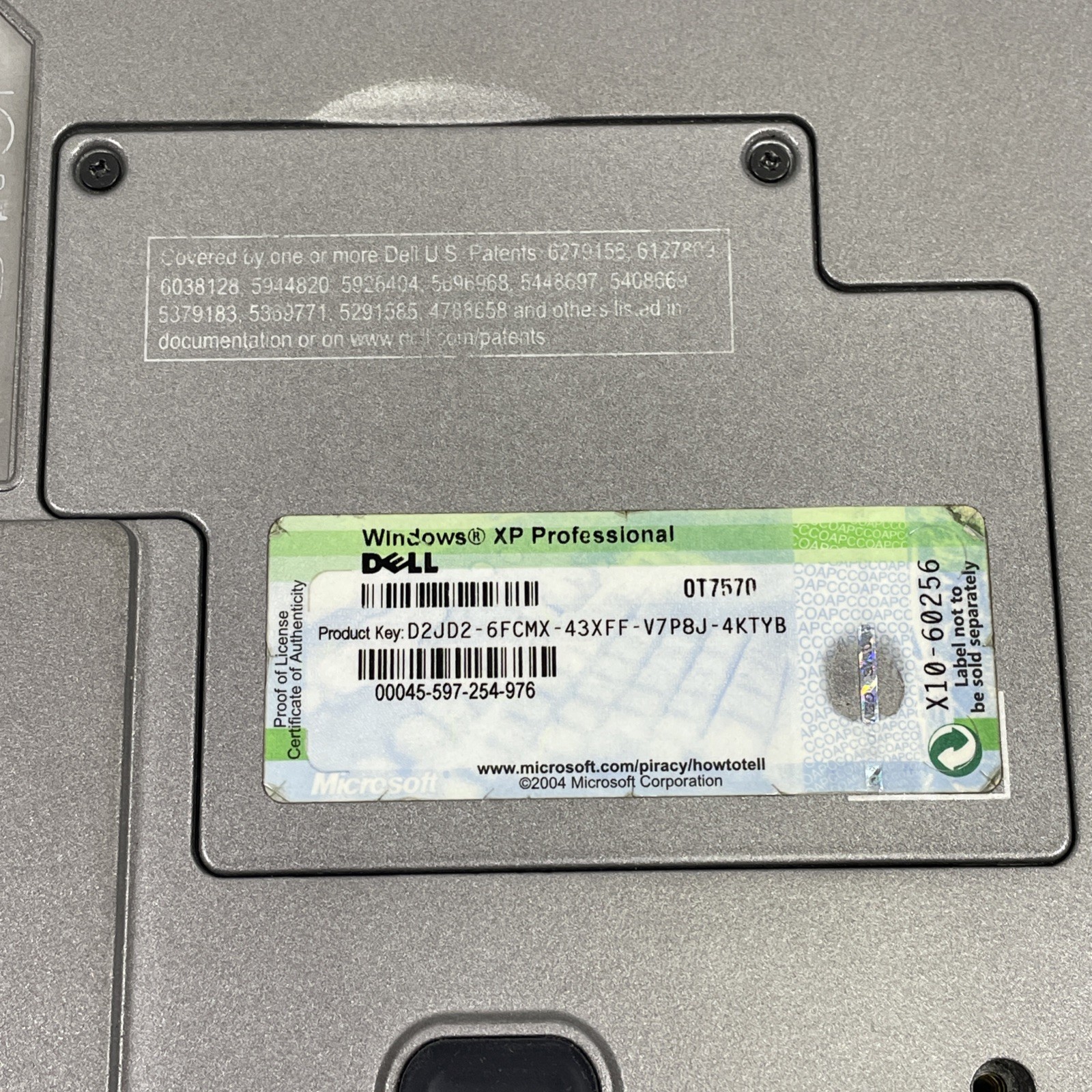 DELL LATITUDE D410 – No Hard Drive – INTEL CENTRINO – 2 GB RAM *READ DESCRIPTION