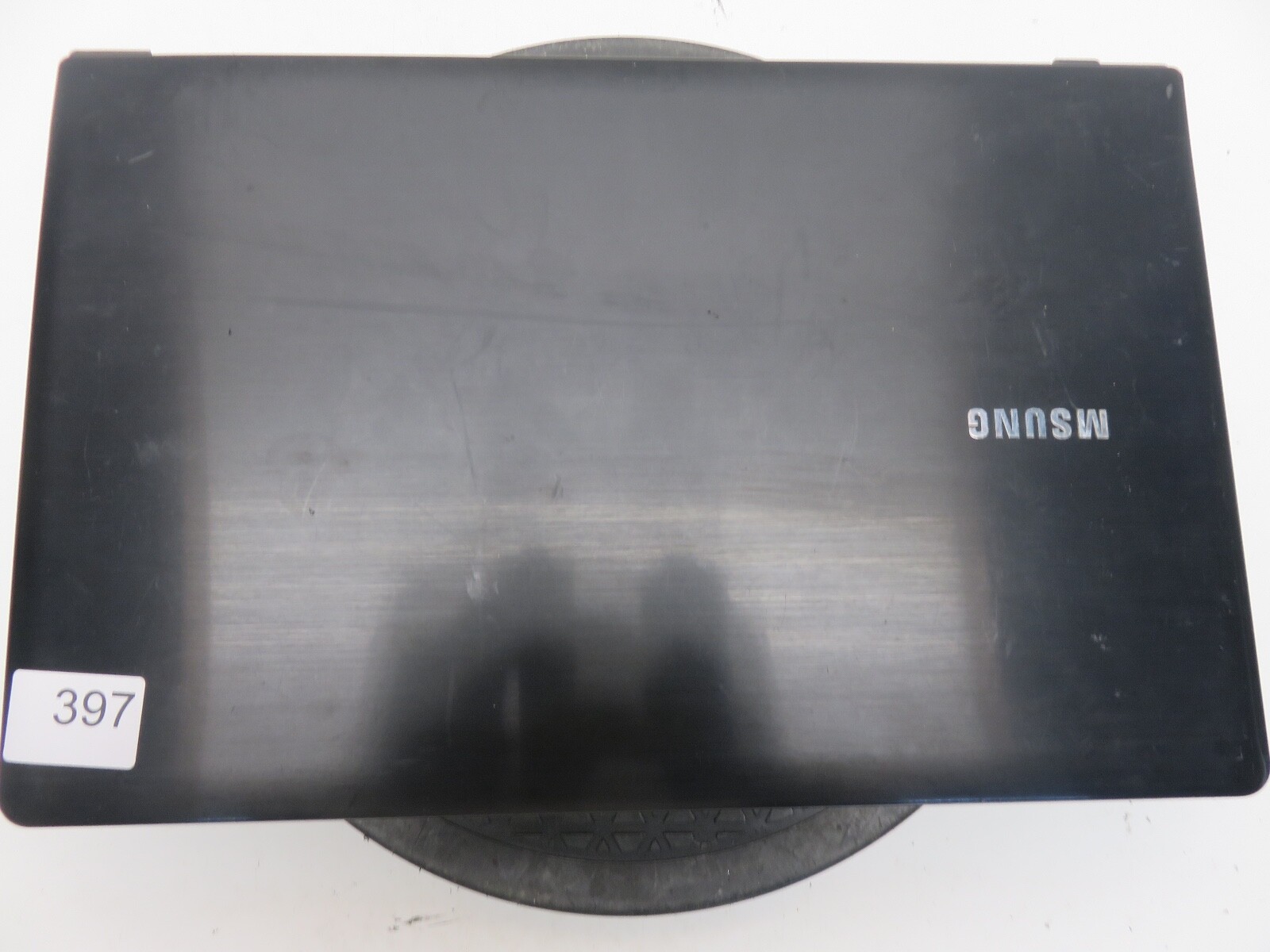 Samsung NP300E5A Intel i3-2330M 2.2GHz 4 GB NO HDD No Batt READ