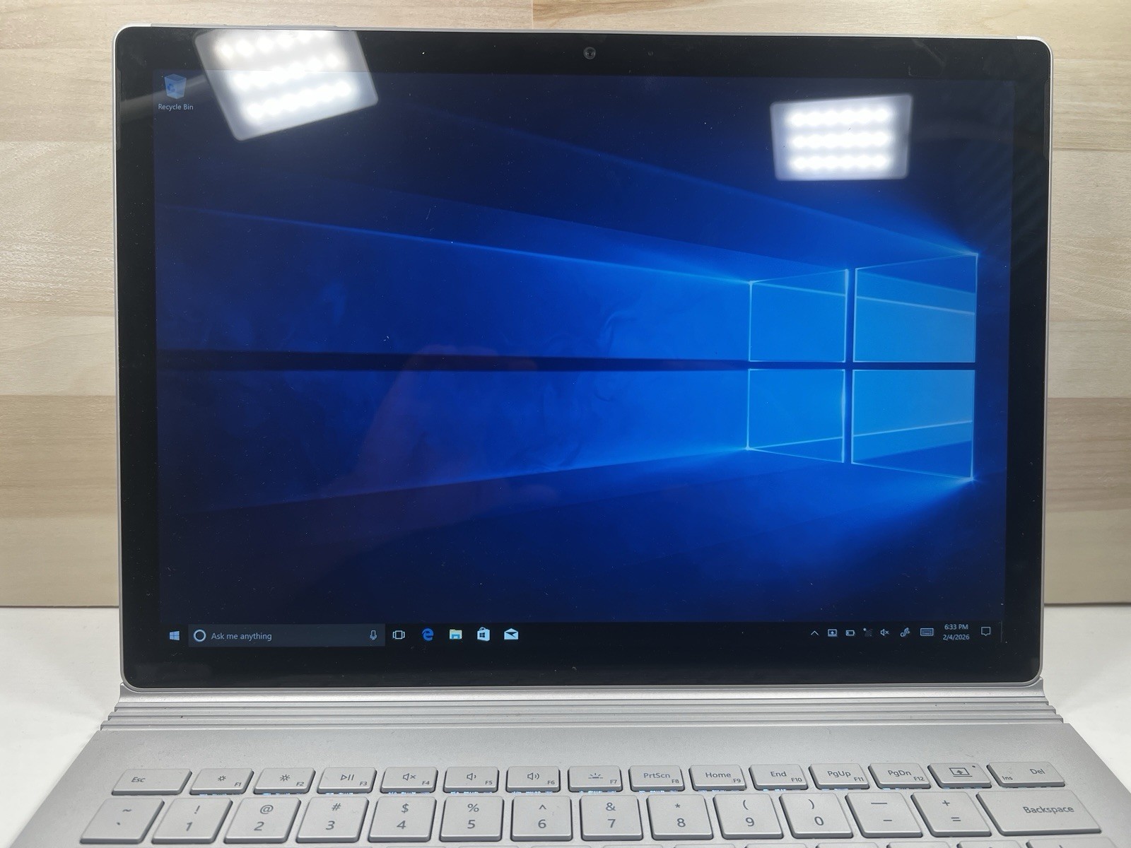 Microsoft Surface Book 2 Model 1832 I5-7300 256SSD