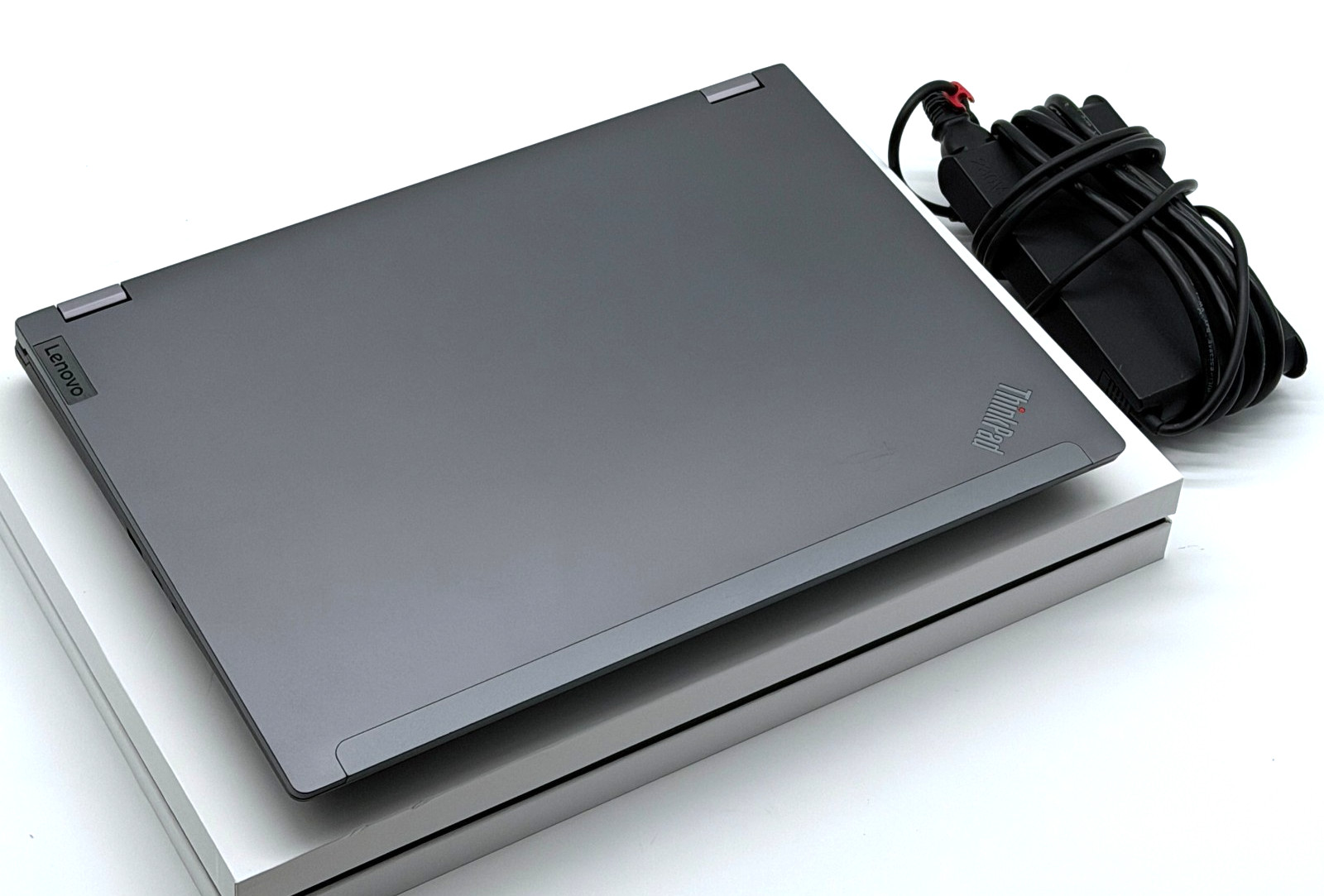 Lenovo Thinkpad P16, 3840×2400 WQUXGA, 32GB DDR5, 1TB SSD, RTX, 100% BATTERY!