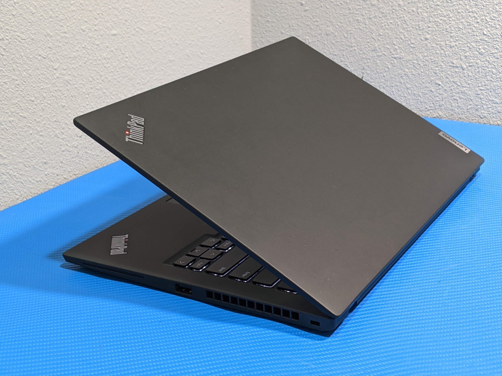 Lenovo ThinkPad T14s Gen 2a 14″FHD Ryzen 7 Pro 5th 1.9GHz 16GB 512GB 99tt +PA