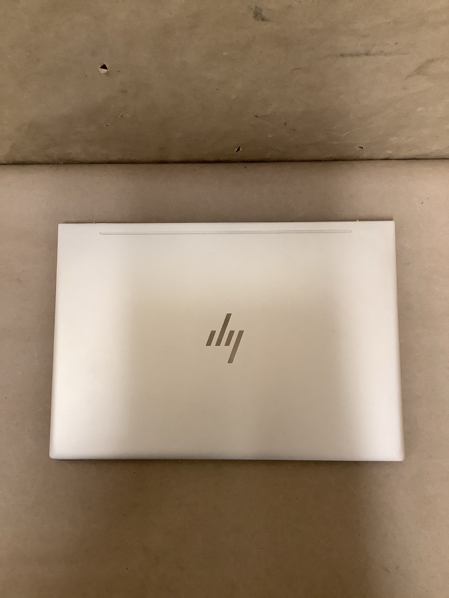 HEWLETT PACKARD ENVY 13-AH0051WM 13.3″ LAPTOP WITH CHARGER & MOUSE I (B33004333)