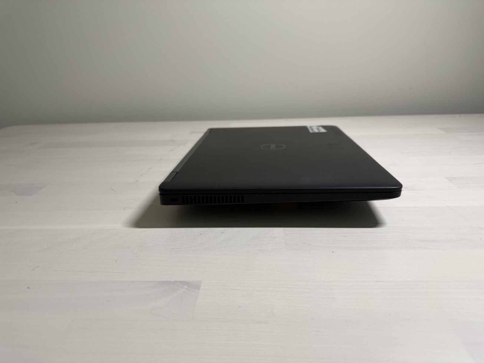 Dell Latitude E7470 Laptop Intel Core i5 6th Gen No HD/OS/AC Adapter