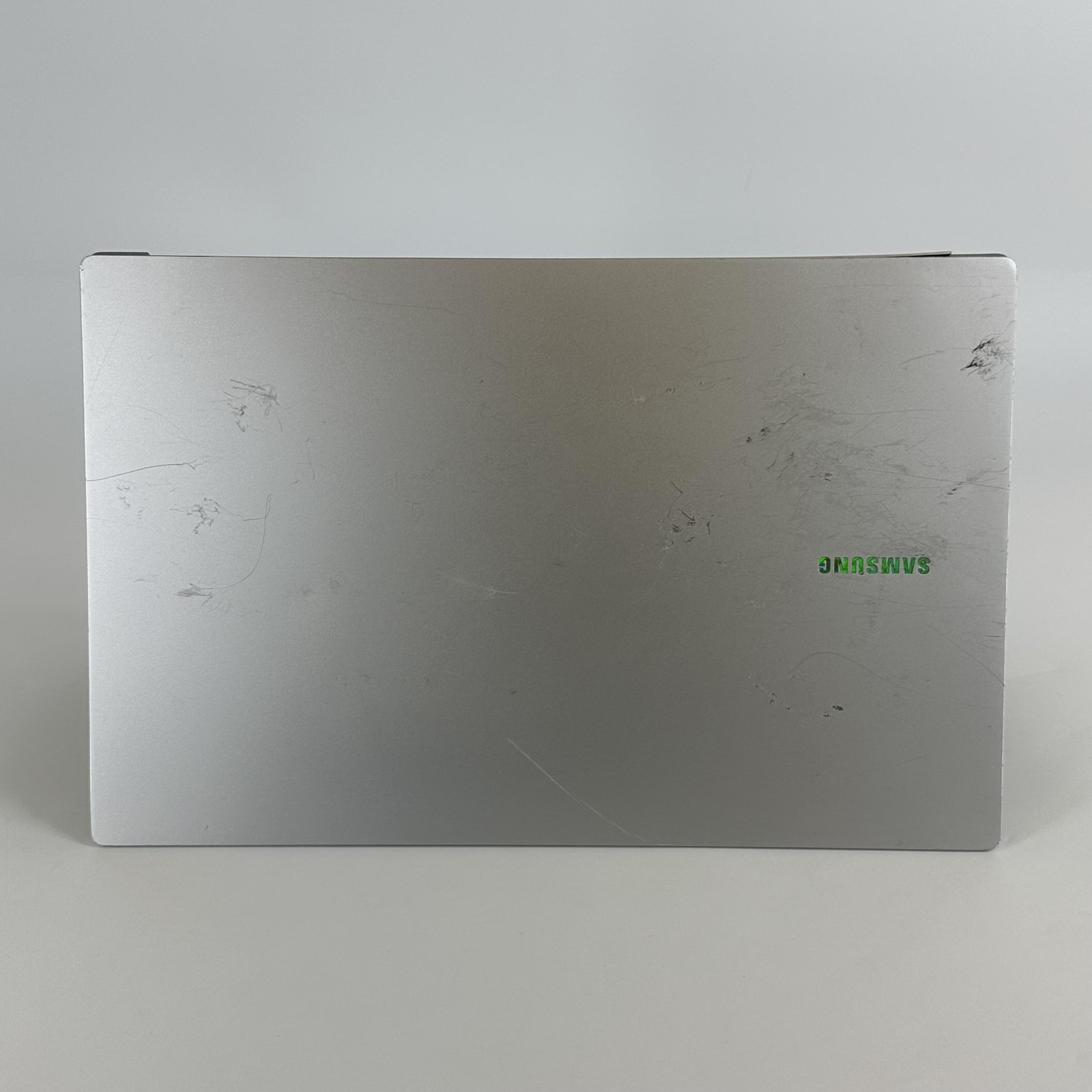 Samsung Galaxy Book4 15 Silver FHD 1.8 GHz Core 7 150U 16GB 512GB SSD FRAME GA