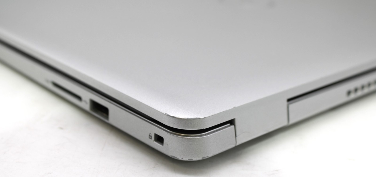 Dell Inspiron 15 5584-i5-8265U@1.6GHz-12GB DDR4 RAM-NO STORAGE/OS *PARTS/REPAIR*