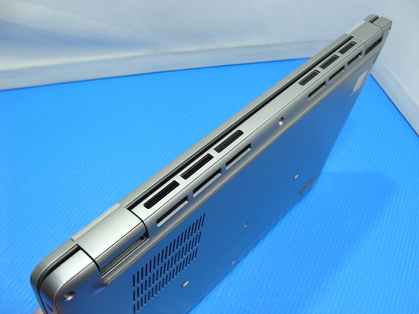 Dell Latitude 5440 14″ FHD i7-1365U max 5.2GHz 8GB 512GB Win 11Pro WRTY2026 +PA