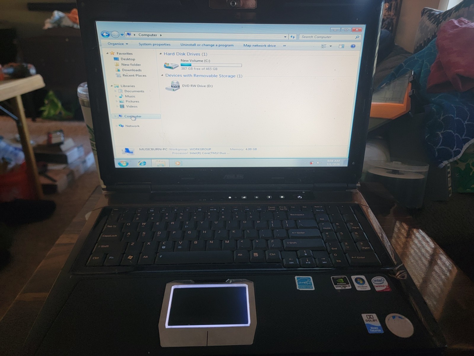 ASUS G50V 15.6in Gaming Laptop Core 2 Duo 2.00GHz 4GB 465GB HDD Win7.